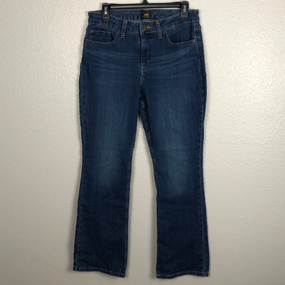 Vintage Lee Women's Size 10 Short Bootcut Leg Mid-Rise Blue Jeans Denim 5-Pocket